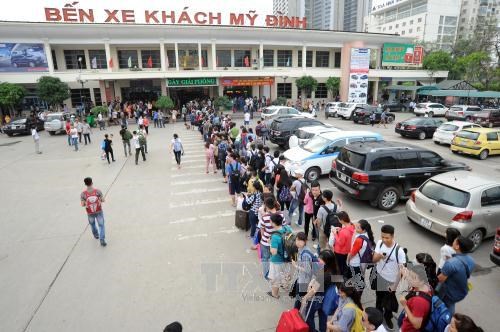 Travel demand in Hanoi soars before Lunar New Year hinh anh 1