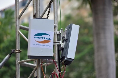 Mobile phone operators prepare for Tet hinh anh 1