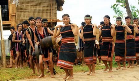 Spring festivals of ethnic minority groups hinh anh 2