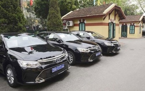 State-owned car fleet to be cut in half hinh anh 1