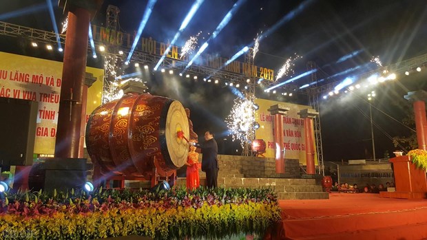 Thai Binh: 2017 Tran Temple Festival opens hinh anh 1