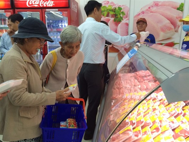 Convenience stores enjoy boom in Vietnam hinh anh 1