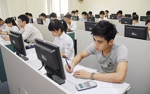 Universities fail to post accurate data hinh anh 1