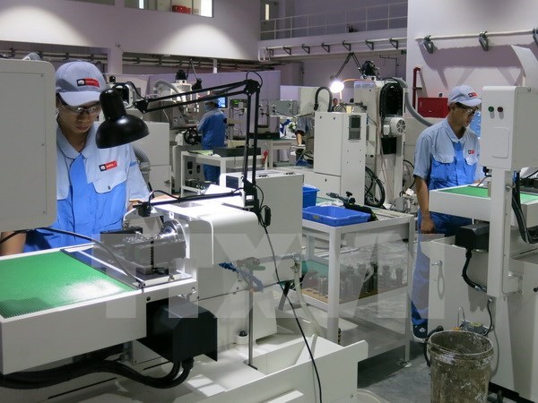 Binh Duong aims for 1.4 billion USD in 2017 FDI attraction hinh anh 1