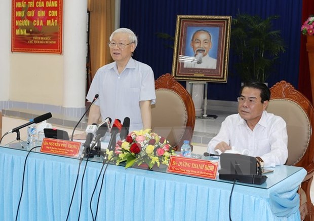 Party leader urges Ca Mau to develop sea-, forest-based economy hinh anh 1