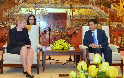 Hanoi hopes to partner with Ireland in education, urban landscaping hinh anh 1