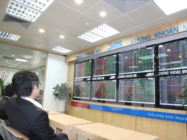 Shares up on investor confidence hinh anh 1