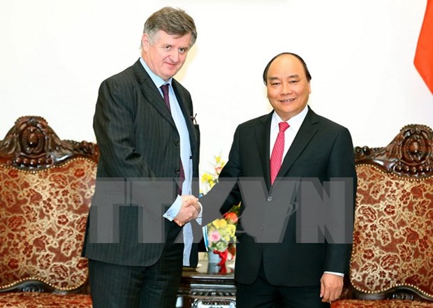 Gov’t leader welcomes French airport group’s investment in Vietnam hinh anh 1