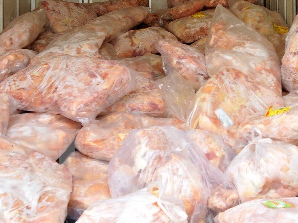 Vietnam suspends US poultry import to contain bird flu hinh anh 1