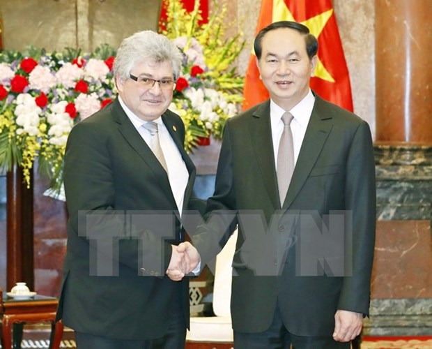 Vietnam wishes to bolster partnership with Switzerland: President hinh anh 1