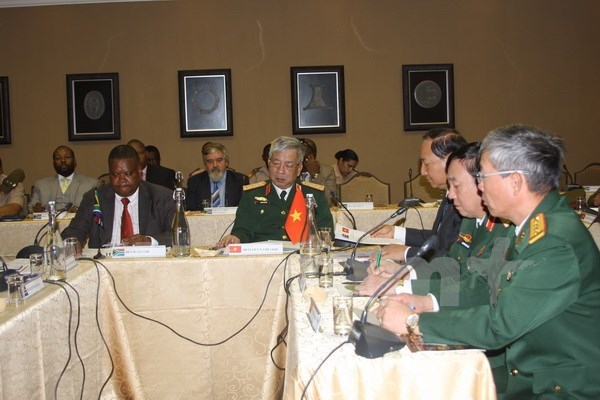 Vietnam, South Africa hold second defence policy dialogue hinh anh 1