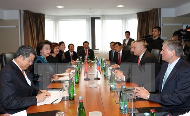 NA Chairwoman meets Czech associations’ representatives hinh anh 1