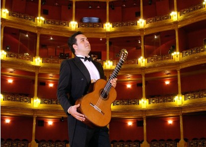 Mexican guitarist to perform in Hanoi hinh anh 1