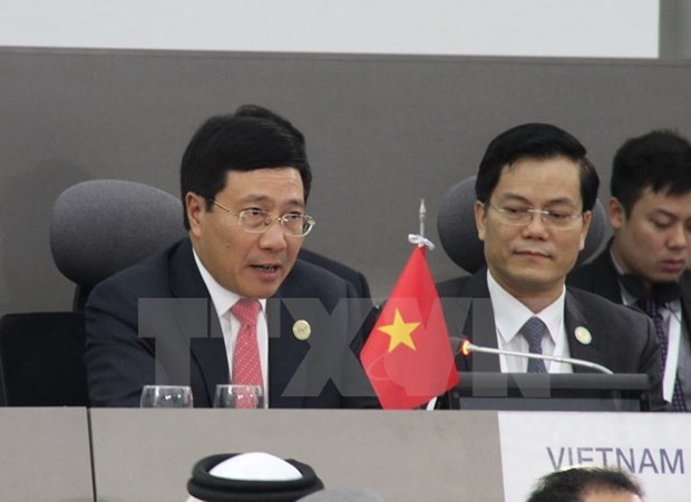 Deputy PM: Vietnam treasures relations with China hinh anh 1