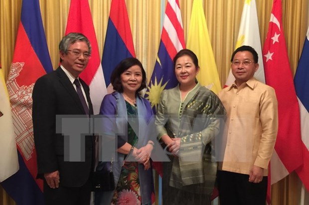 Vietnamese Ambassador to US greets Laos on traditional New Year hinh anh 1
