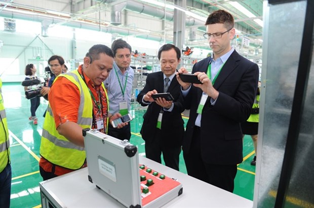 Schneider Electric inaugurates 45 million USD factory in HCM City hinh anh 1