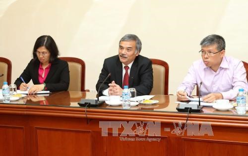 Vietnam, Russia enhance communication cooperation hinh anh 1