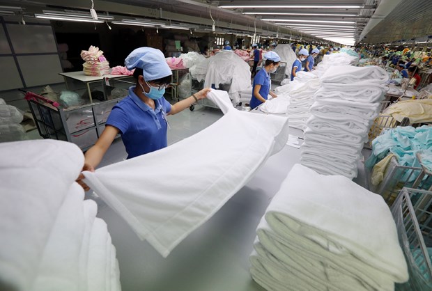 Vietnam records trade expansion in four months hinh anh 1