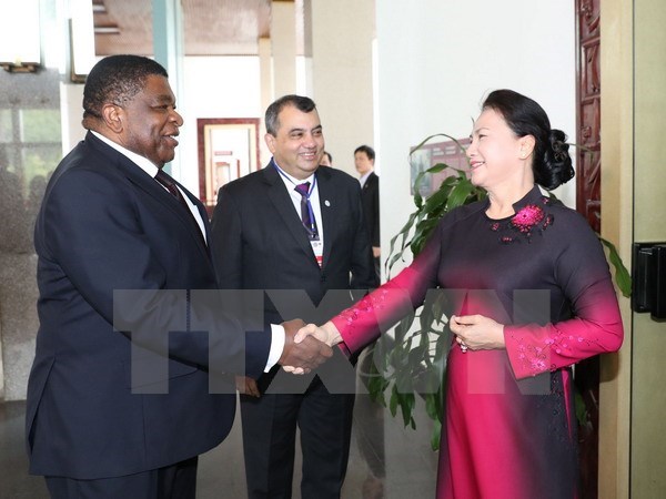 NA Chairwoman receives IPU President, Secretary General hinh anh 1