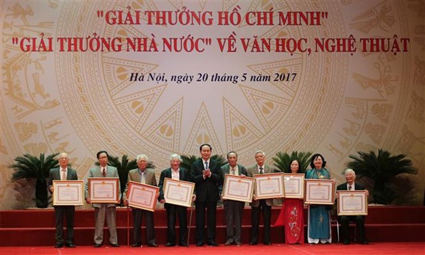 Artists, writers urged to promote culture, people development hinh anh 1