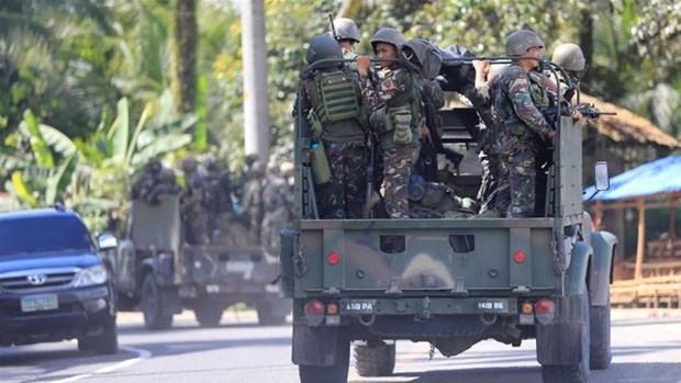 Philippine President considers martial law nationwide hinh anh 1