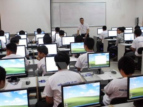 Vietnam wins big prizes at Asia-Pacific Informatics Olympiad hinh anh 1