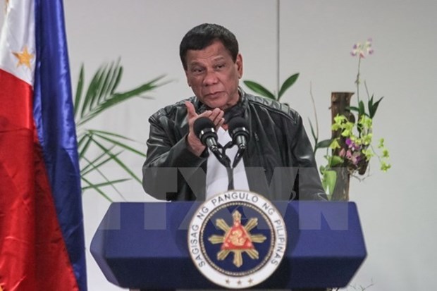 Philippine President orders military to crush militants hinh anh 1
