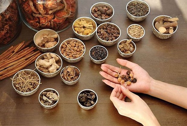 Traditional medicine fails to meet standards hinh anh 1