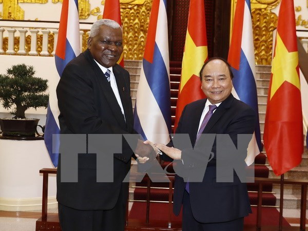 PM supports stronger Vietnam-Cuba cooperation hinh anh 1