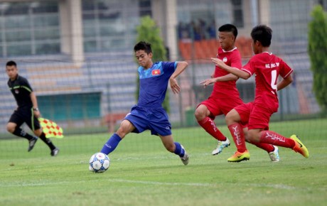 U15 int’l football tournament kicks off in Da Nang hinh anh 1