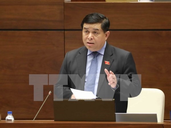 Investment minister clears up concerns over public investment hinh anh 1