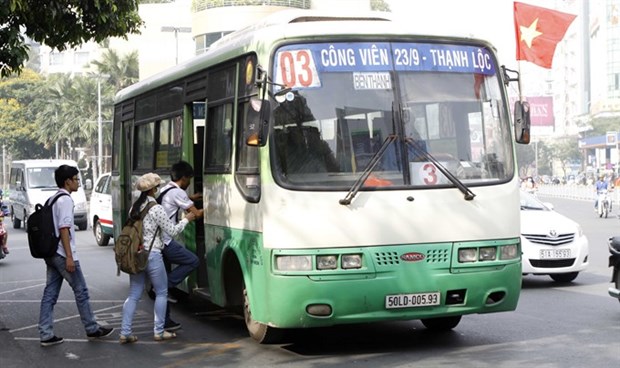 Experts: Hi-tech improves public transport hinh anh 1