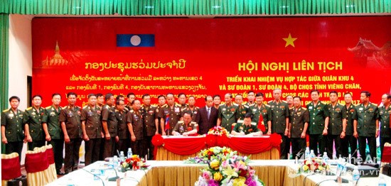 Vietnam’s Military Zone 4, Laos’s military build peace border hinh anh 1
