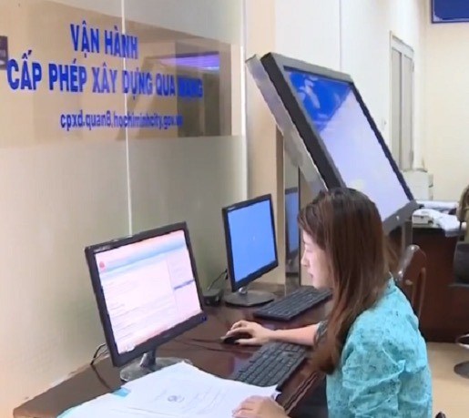 HCM City issues construction permits within 15 days hinh anh 1