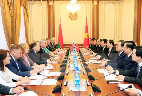 Vietnam values parliamentary cooperation with Belarus hinh anh 1