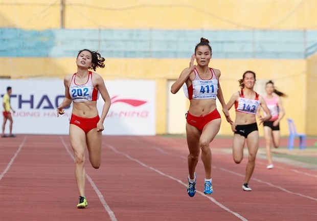 Vietnam athletes to vie for Asia titles hinh anh 1