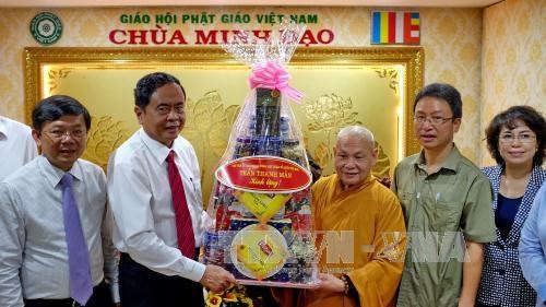 New VFF President meets religious dignitaries in Ho Chi Minh City hinh anh 1