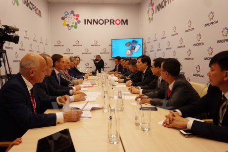 Vietnam seeks cooperation with Russia’s Sverdlovsk province hinh anh 1