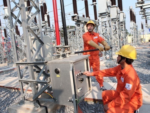 EVN provides electricity for Truong Sa archipelago hinh anh 1