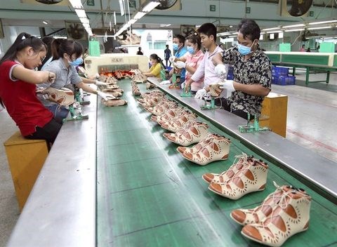 Vietnam advised to launch second export wave hinh anh 1