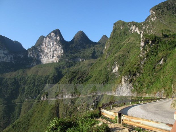 Banyan Tree Group explores investment in Ha Giang province hinh anh 1