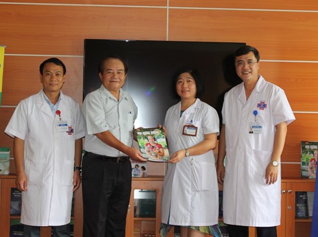 Free books on cancer at K Hospital hinh anh 1