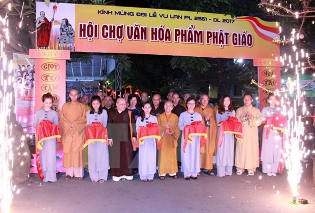 Buddhist Cultural Fortnight in HCM City marks Vu Lan festival hinh anh 1