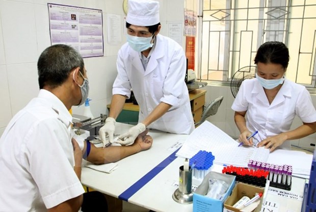 Programme gives free medical treatment to poor patients hinh anh 1