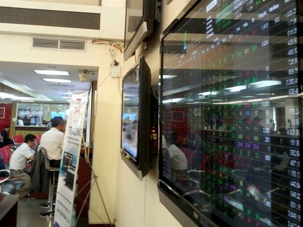 Sluggish days ahead for Vietnam stocks hinh anh 1