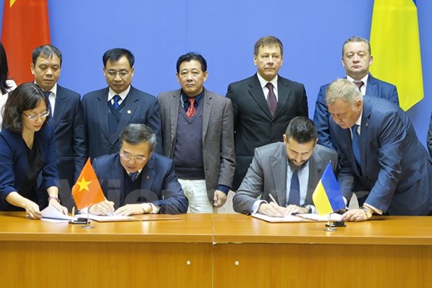 Vietnam-Ukraine Inter-Governmental Committee holds 14th meeting hinh anh 1