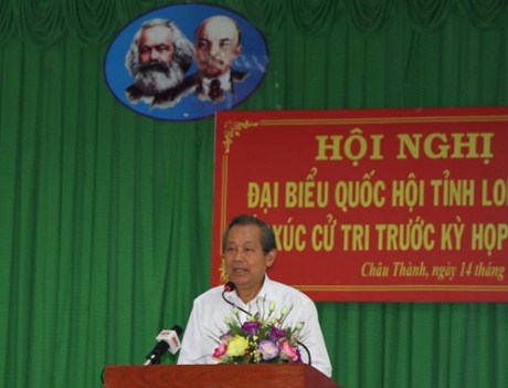 Permanent Deputy PM meets voters in Long An province hinh anh 1