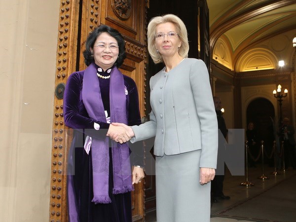 Latvia expects to foster multifaceted cooperation with Vietnam hinh anh 1