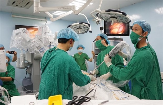 Robotic surgeries save 222 cancer patients hinh anh 1
