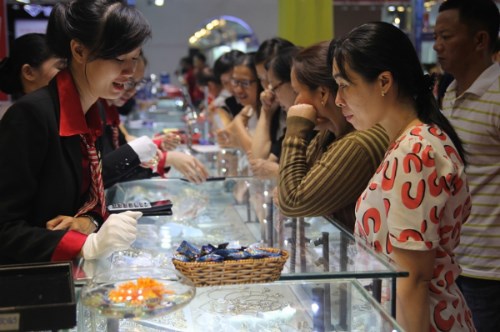 Vietnam International Jewelry Fair to open in HCM City hinh anh 1